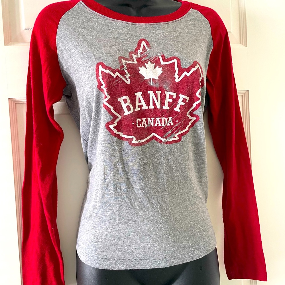 Banff vintage baseball t-shirt